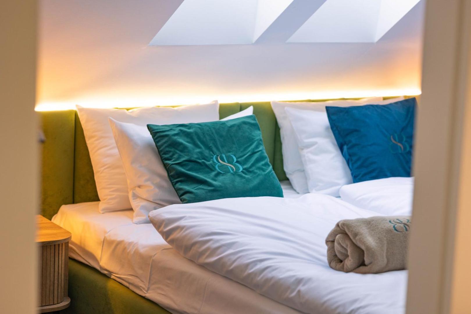 Boulevard Boutique Suites ウェバ エクステリア 写真